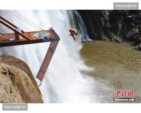 跳水比赛：挑战极限与完美动作的完美结合，探索水中艺术与竞技的魅力 - 副本 - 副本 (3) - 副本 - 副本 - 副本